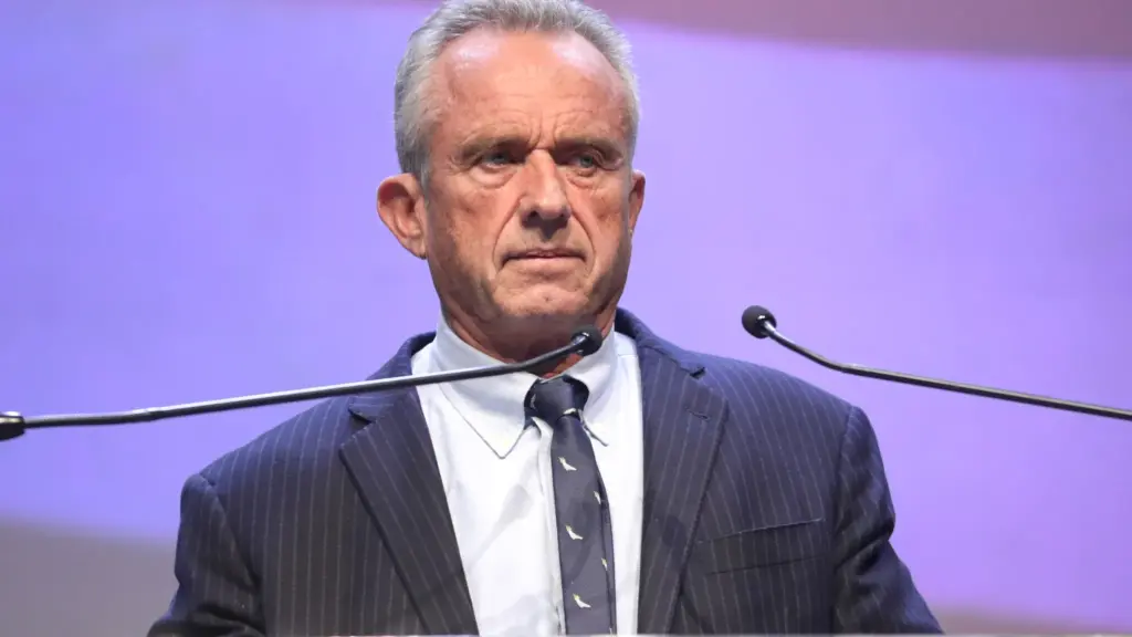 RFK Jr. Promises to ‘Fix Inflation’ – Plan Involves Banning the Federal Reserve and Bringing Back Bartering